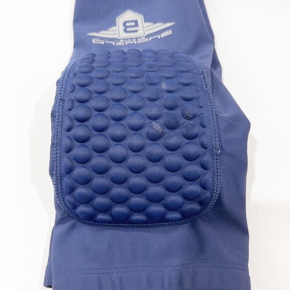 Kids Sports basketball Knee Pads -  Size: 8-9 boys - 3 pairs - Picture 9 of 9